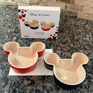 Le Creuset Disney stoneware Ramekins NEW